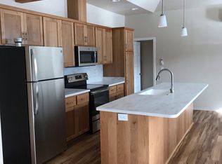 621 Main St APT 4, Klamath Falls, OR 97601