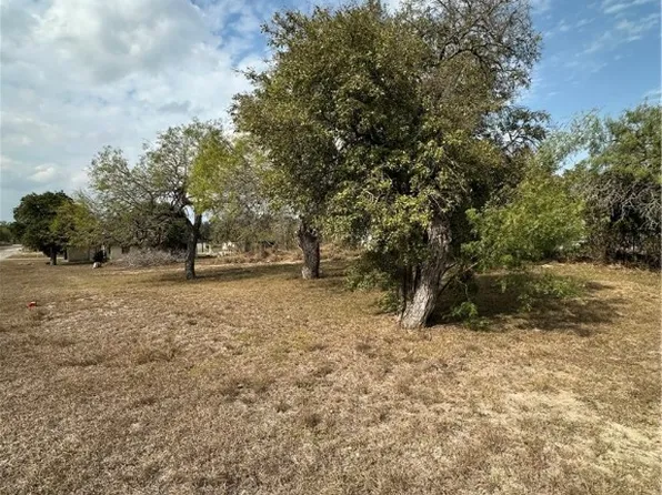 0 2nd St, Mathis, TX 78368