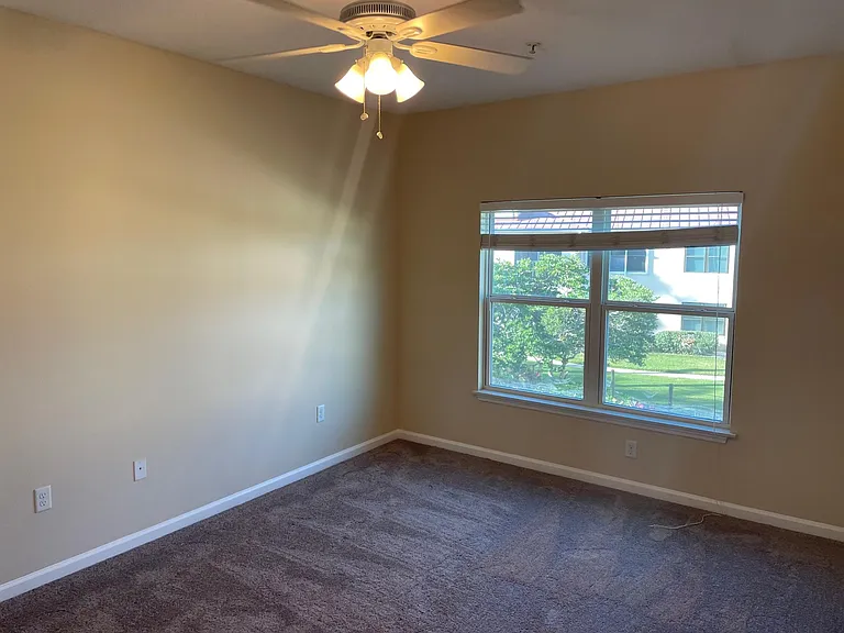 403 Bouchelle Dr #212 — Photo 8