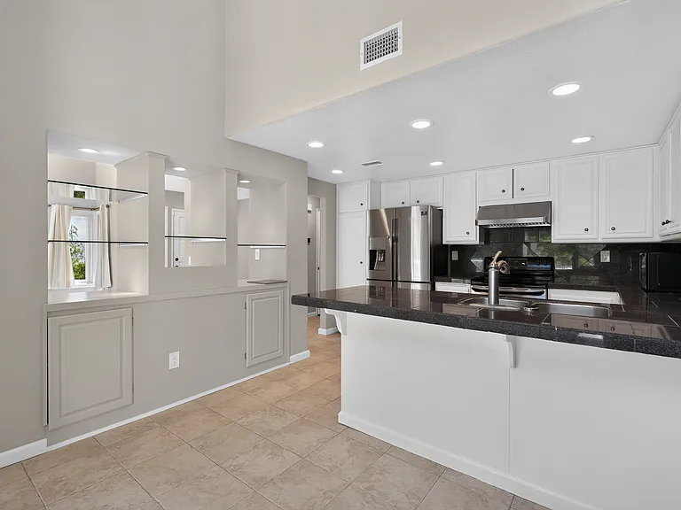 12137 Putting Green Row — Photo 13