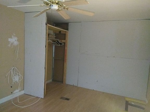 3rd image of 44 Havenwood Dr