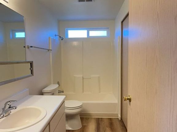 5th image of 1101 Woodrow Ln #50