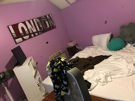 4th image of 1000 Flat Rock Dr
