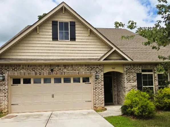 5007 Clearwater Creek Rd SE, Brownsboro, AL 35741