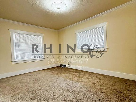 5th image of 654 E Redondo Ave