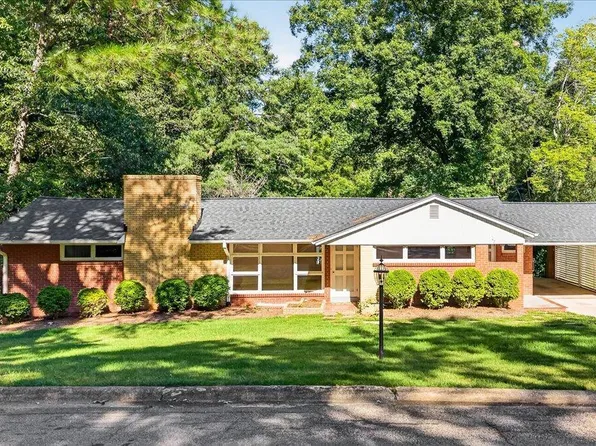102 Forest Rd, Oxford, NC 27565