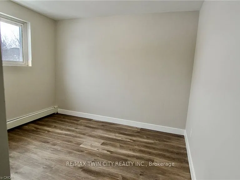 122 6th Ave #304 — Photo 15