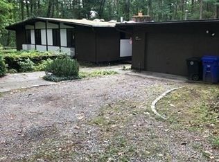 315 Springs Rd, Bedford, MA 01730