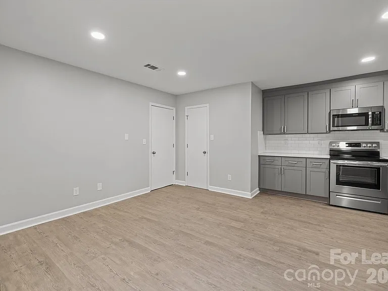1853 Lakedell Dr — Photo 8