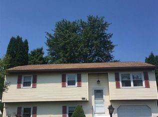 44 Abby Rd, Latham, NY 12110