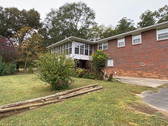 4th image of 122 Keown Rd SE