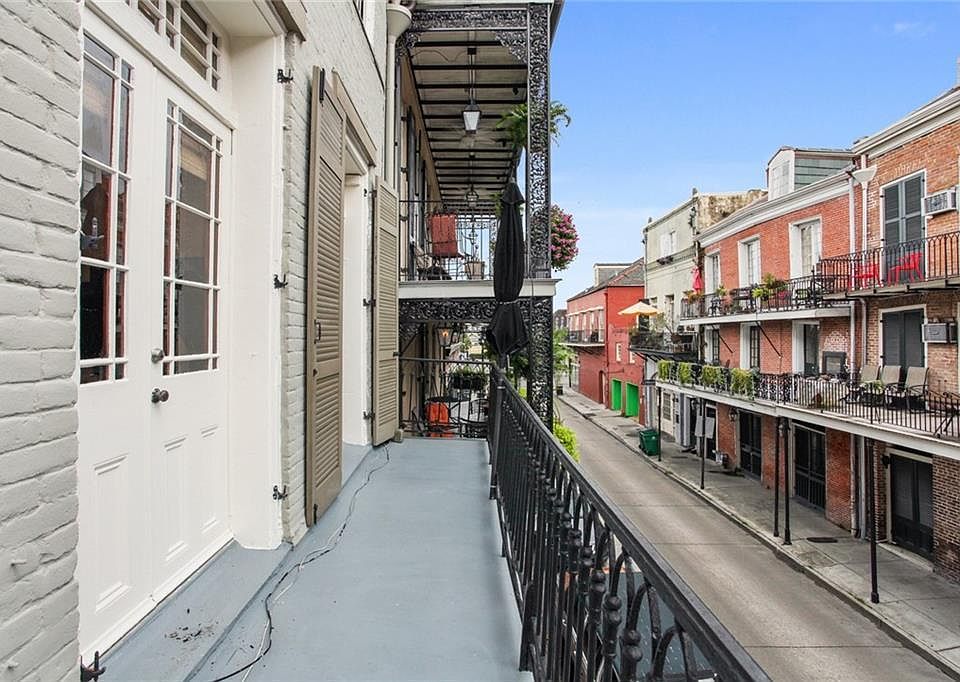 1st image of 523 Dumaine St #4
