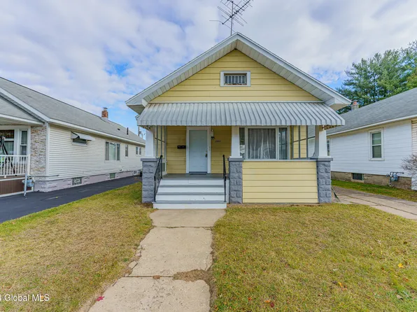 1551 California Avenue, Schenectady, NY 12303