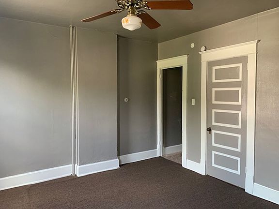 3rd image of 609 Pine St #611