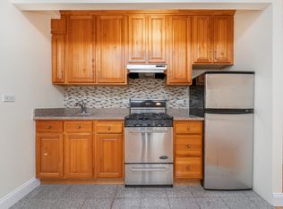 25-65 23rd St #B2, Astoria, NY 11102