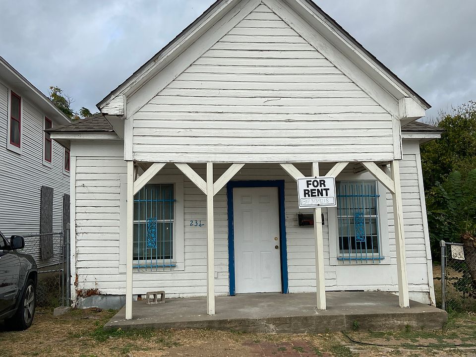 1st image of 2317 Ellis Ave #7