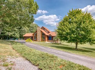 252 Ridgeway Dr, Bland, VA 24315