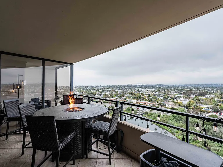 4316 Marina City Dr #927C — Photo 1