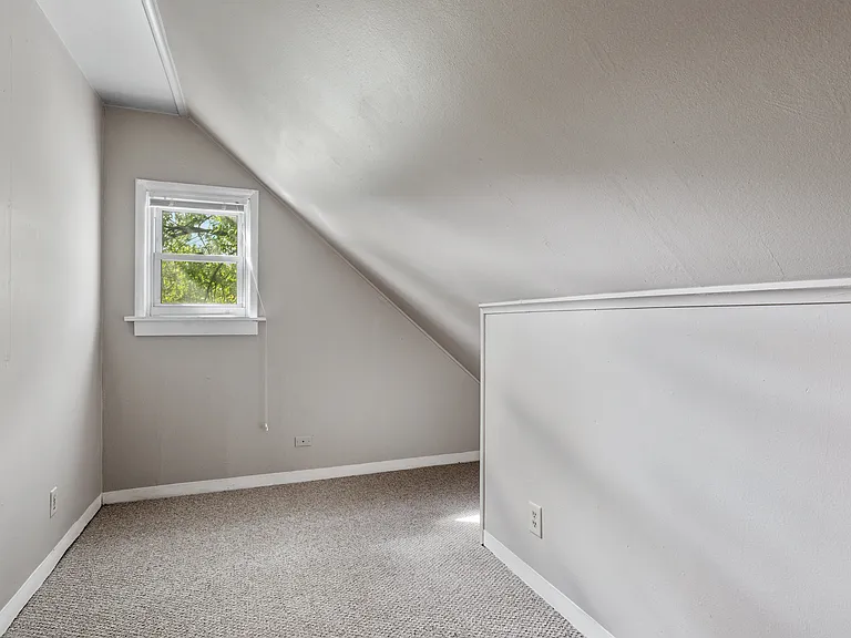 1303 Waugoo Ave #UPPER — Photo 6