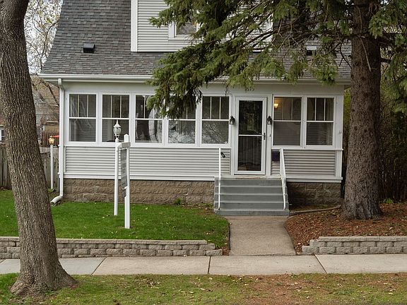 4th image of 1615 22nd Ave N #E