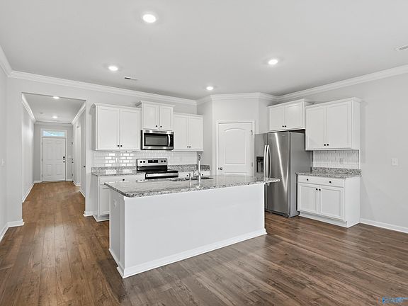 3rd image of 22584 Regent Dr