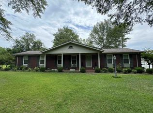 347 Oakgrove Rd, Selmer, TN 38375