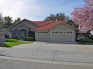 2105 Rambouillet Rd, Paso Robles, CA 93446