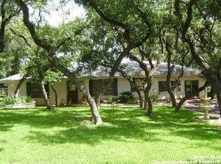 9062 Garden Ridge Dr, San Antonio, TX 78266