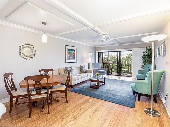 3rd image of 100 S Interlachen Ave #507F