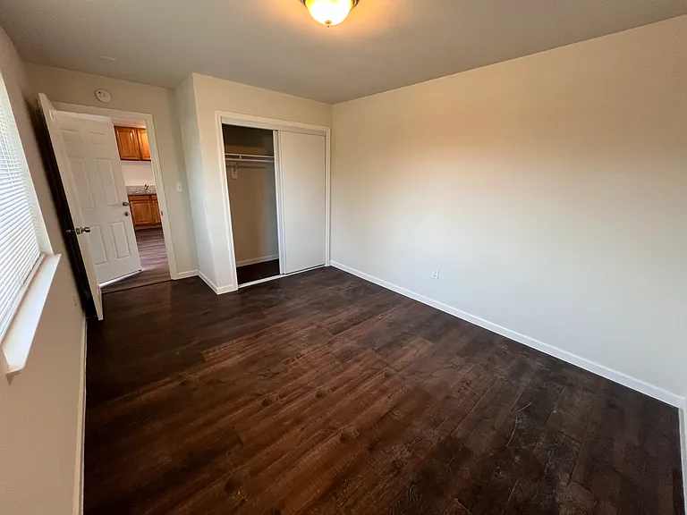 First bedroom's closet