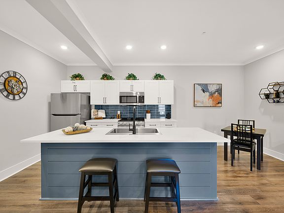 Pointe Grand Kitchen