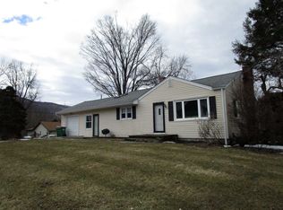 10 Birch Dr, Beacon, NY 12508