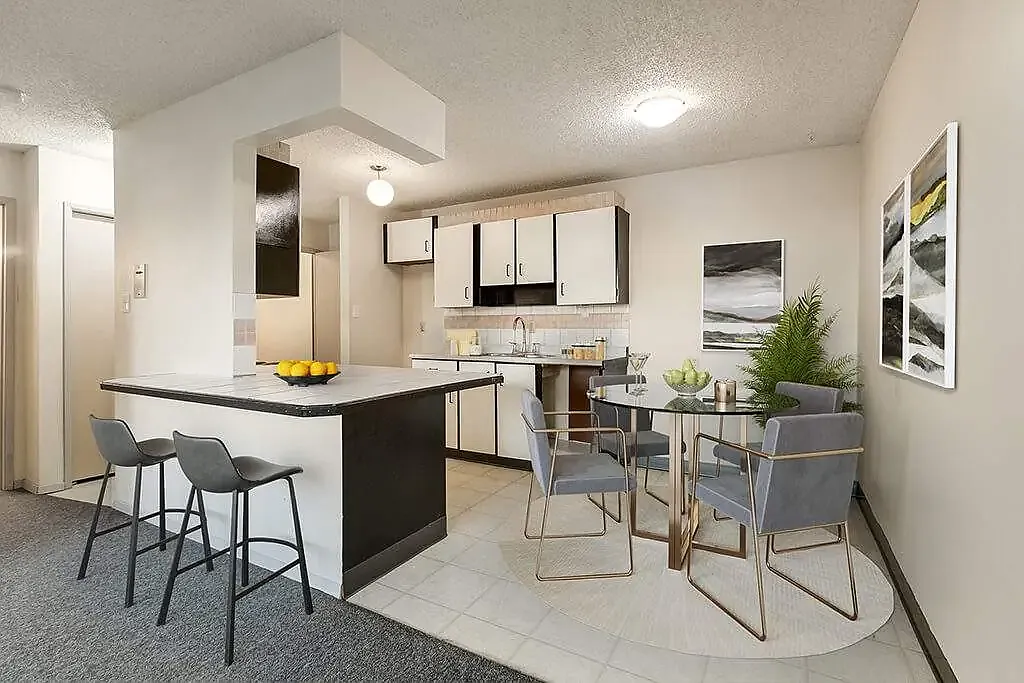 Eldor Place — Photo 3