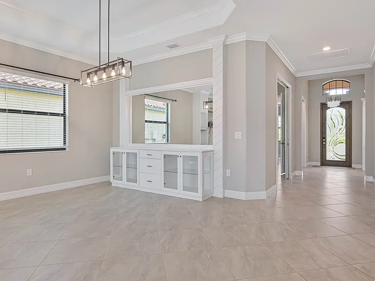 28076 Foxrock Ct — Photo 15