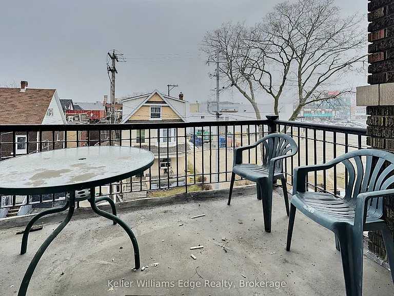 8 Tisdale St S #10 — Photo 11