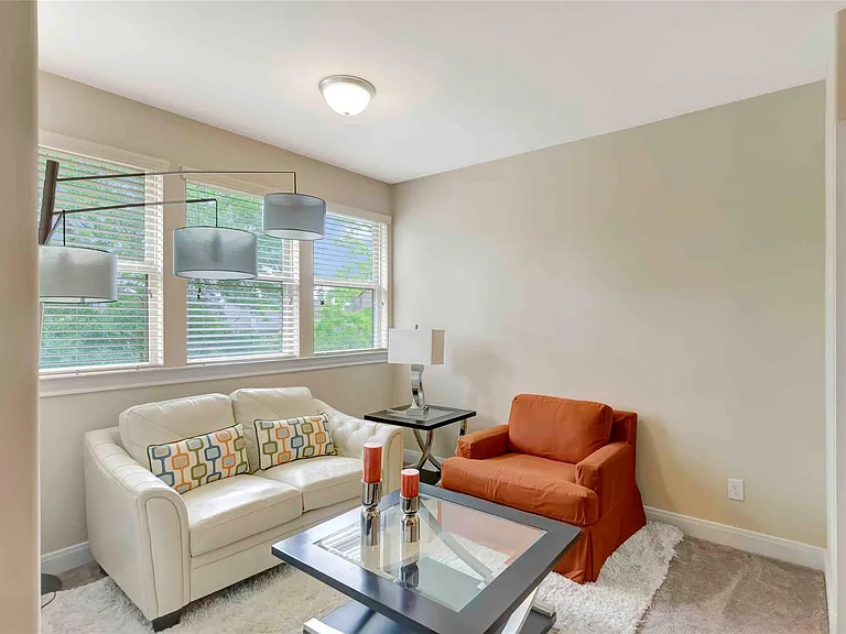 39 E Wading Pond Cir — Photo 32