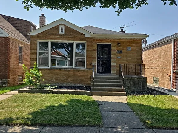 9028 S Ridgeland Ave, Chicago, IL 60617
