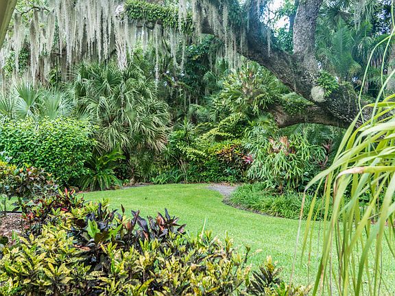 3rd image of 1825 Hammock Estate Ln