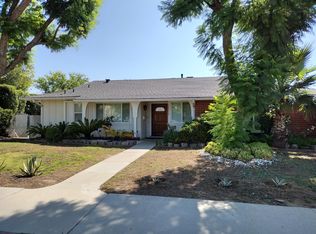 10030 Hayvenhurst Ave, North Hills, CA 91343