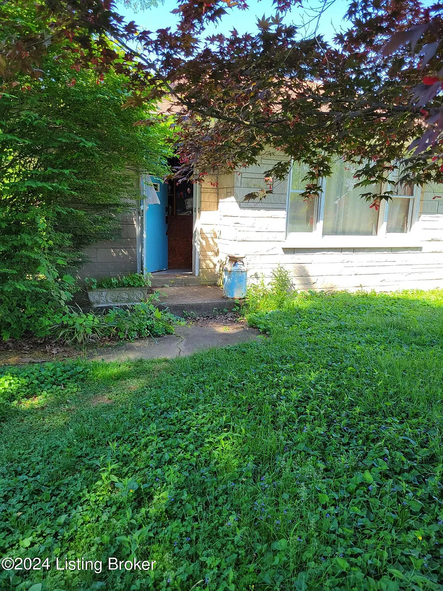 8610 Linda Rd photo 1