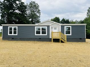 1050 James Snow Rd, Westmoreland, TN 37186