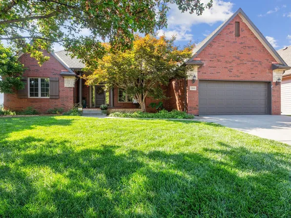 12915 E Mainsgate Cir, Wichita, KS 67228