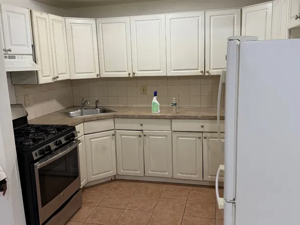 14XX Hicks St, Bronx, NY 10469