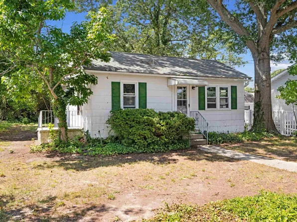 126 Arbor Rd, Villas, NJ 08251