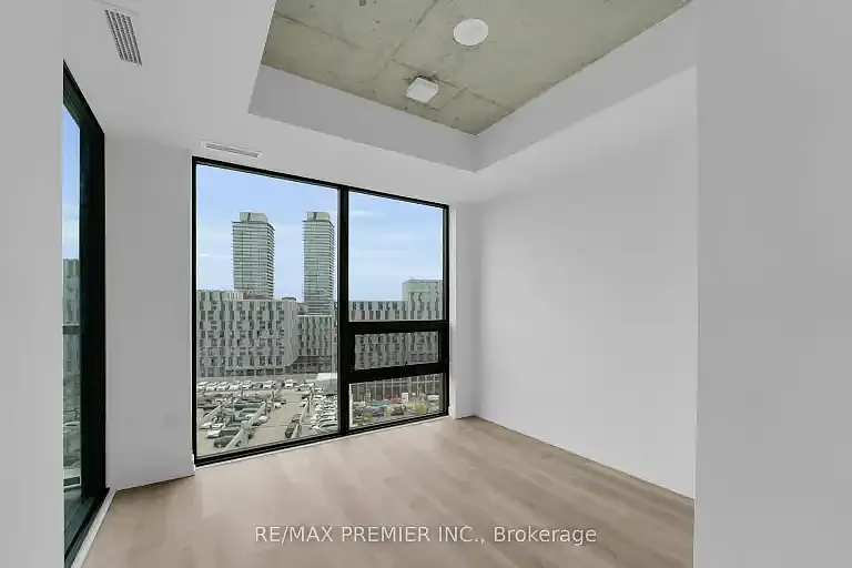 28 Eastern Ave #1A — Photo 3