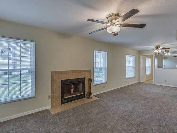 3rd image of 3002 Bonaventure Cir APT 102