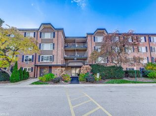 1126 S New Wilke Rd APT 307, Arlington Heights, IL 60005
