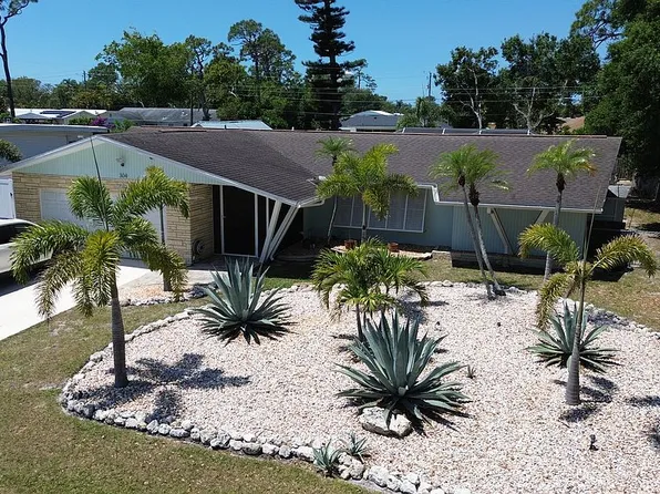 304 65th Street Ct NW, Bradenton, FL 34209