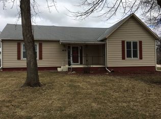 808 14th St, Aurora, NE 68818