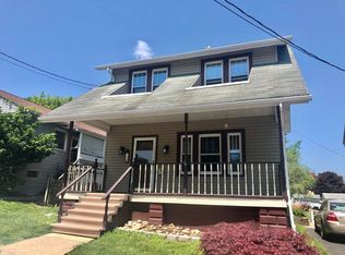 14 1st St, Lewistown, PA 17044